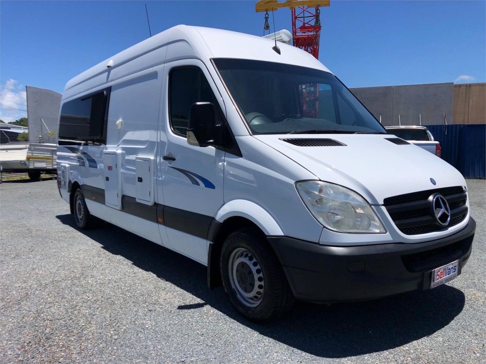 2010 MERCEDES-BENZ SPRINTER LWB AUTO MOTORHOME image 3