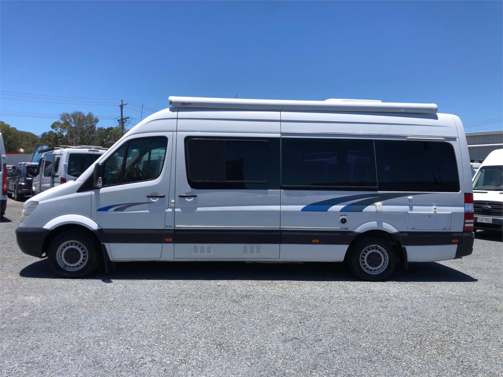 2010 MERCEDES-BENZ SPRINTER LWB AUTO MOTORHOME image 4