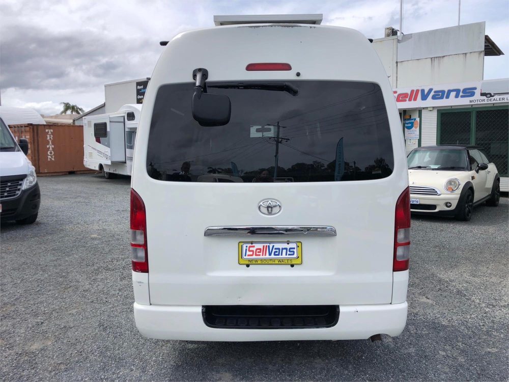 2010 TOYOTA HIACE LWB HIGH ROOF CAMPERVAN image 7