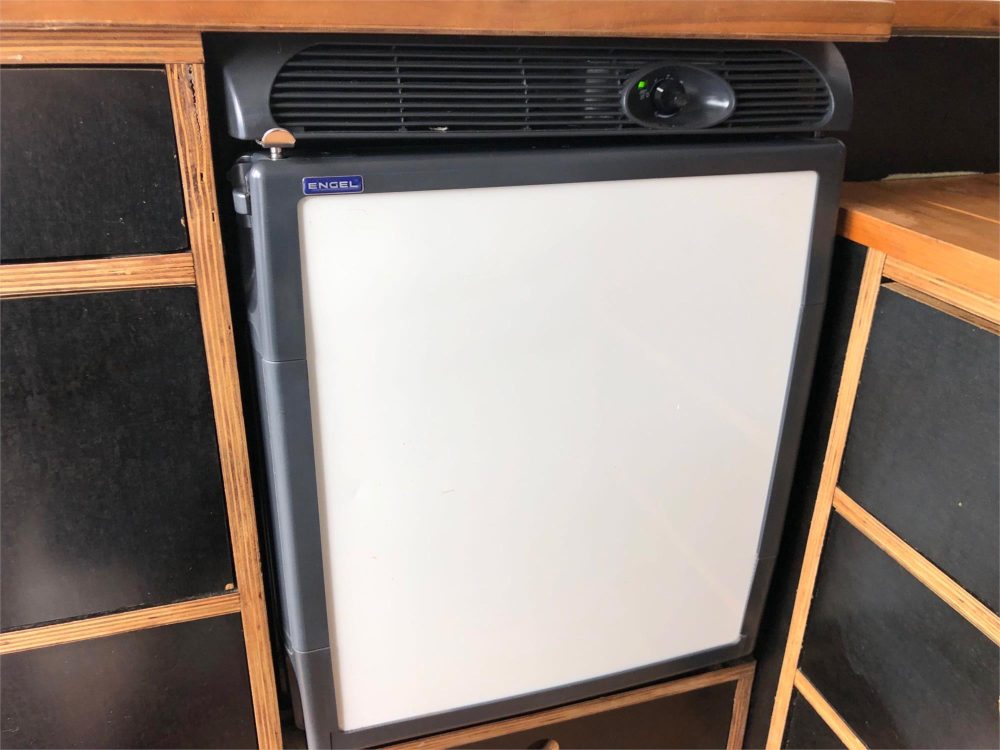 2010 TOYOTA HIACE LWB HIGH ROOF CAMPERVAN image 15