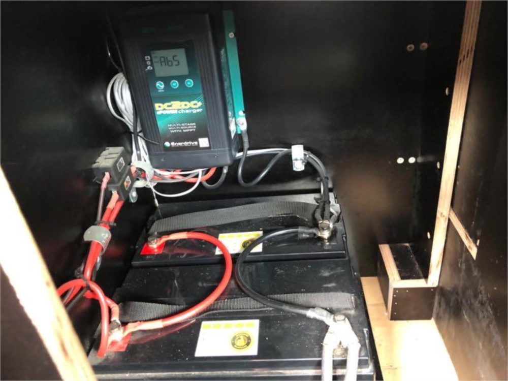 2010 TOYOTA HIACE LWB HIGH ROOF CAMPERVAN image 17