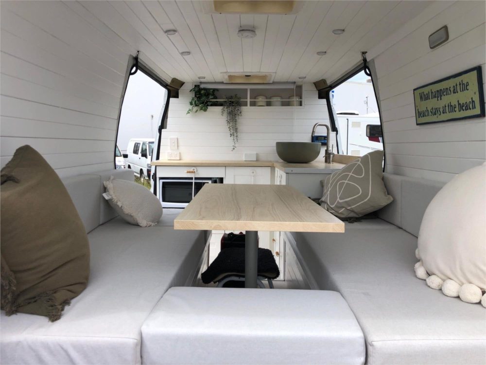 2015 LDV V80 LWB MID TURBO DIESEL CAMPERVAN image 10