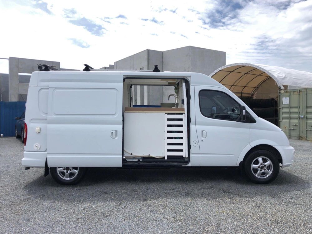 2015 LDV V80 LWB MID TURBO DIESEL CAMPERVAN image 12