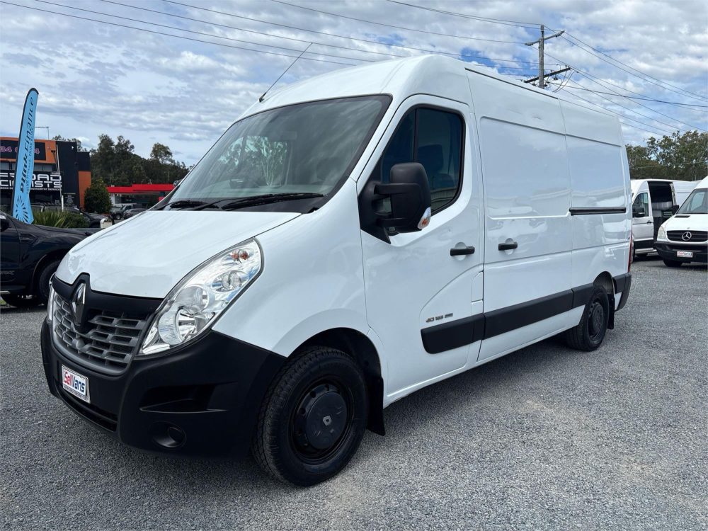 2015 RENAULT MASTER SWB
