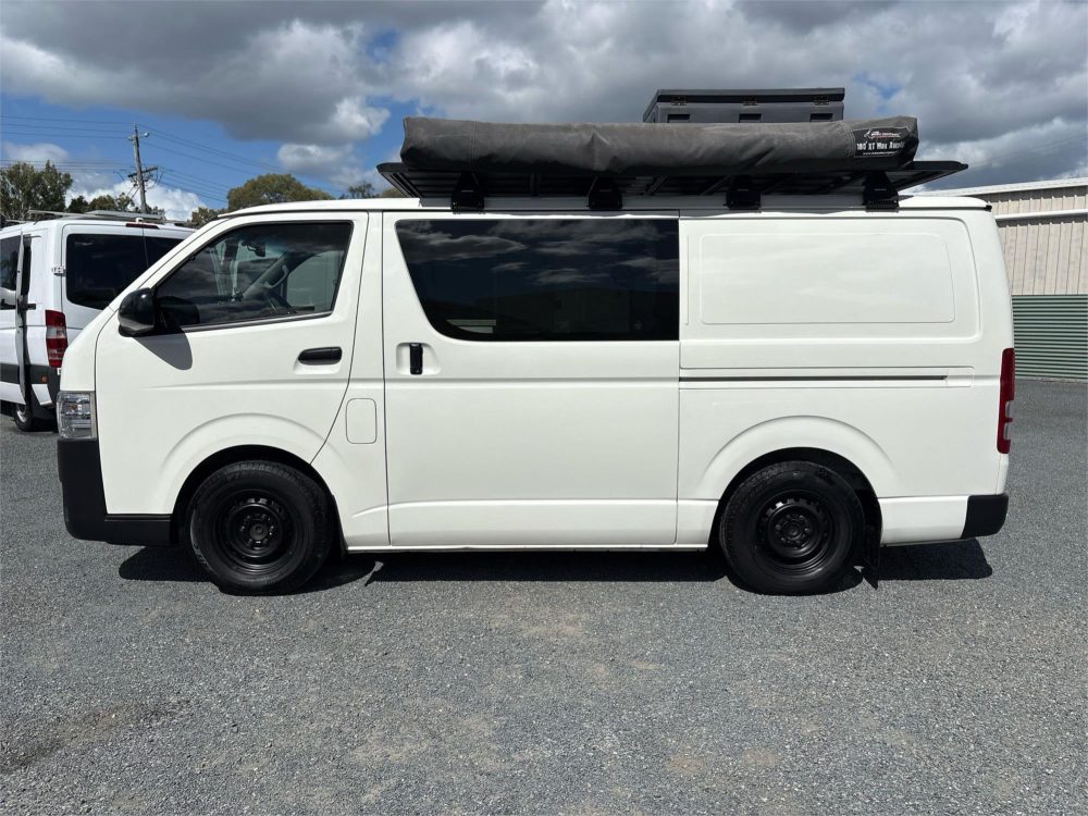 2016 TOYOTA HIACE LWB Campervan image 6