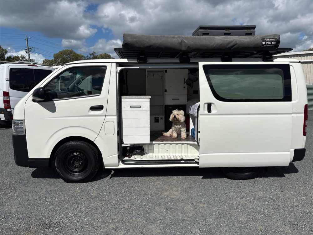 2016 TOYOTA HIACE LWB Campervan image 7