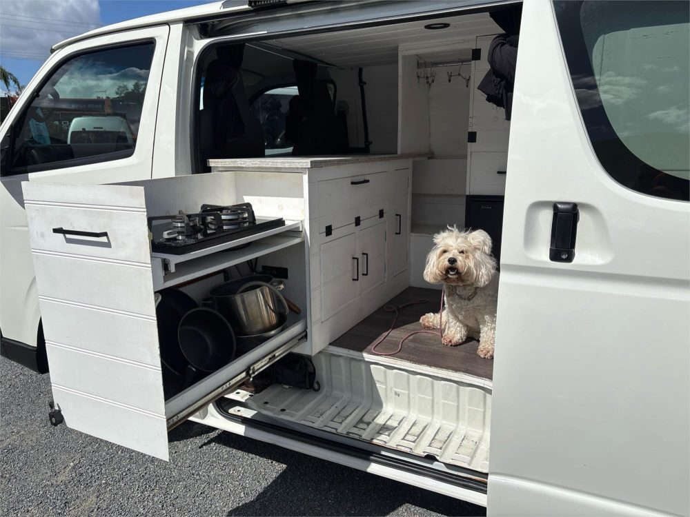 2016 TOYOTA HIACE LWB Campervan image 8