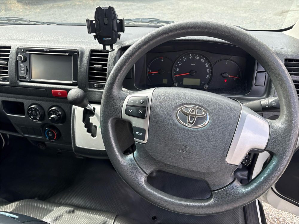 2016 TOYOTA HIACE LWB Campervan image 17