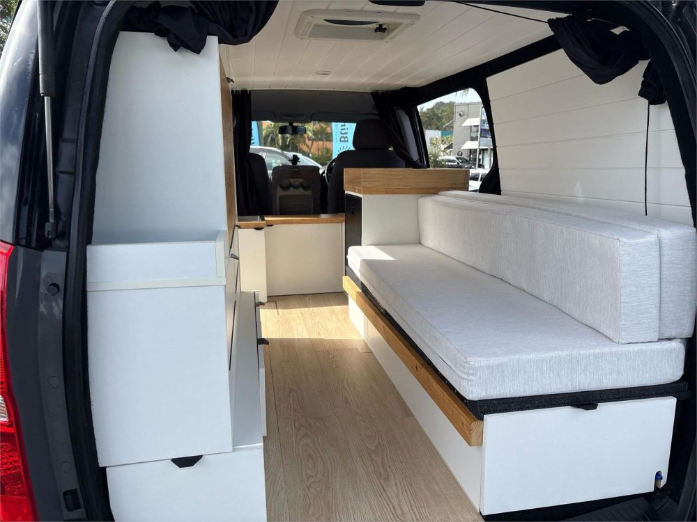 2019 HYUNDAI iLOAD Camper image 7