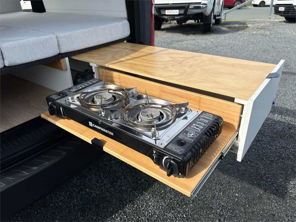 2019 HYUNDAI iLOAD Camper image 9