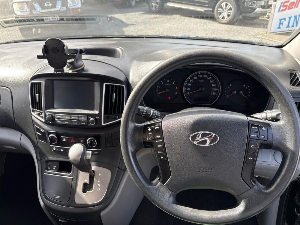 2019 HYUNDAI iLOAD Camper image 16