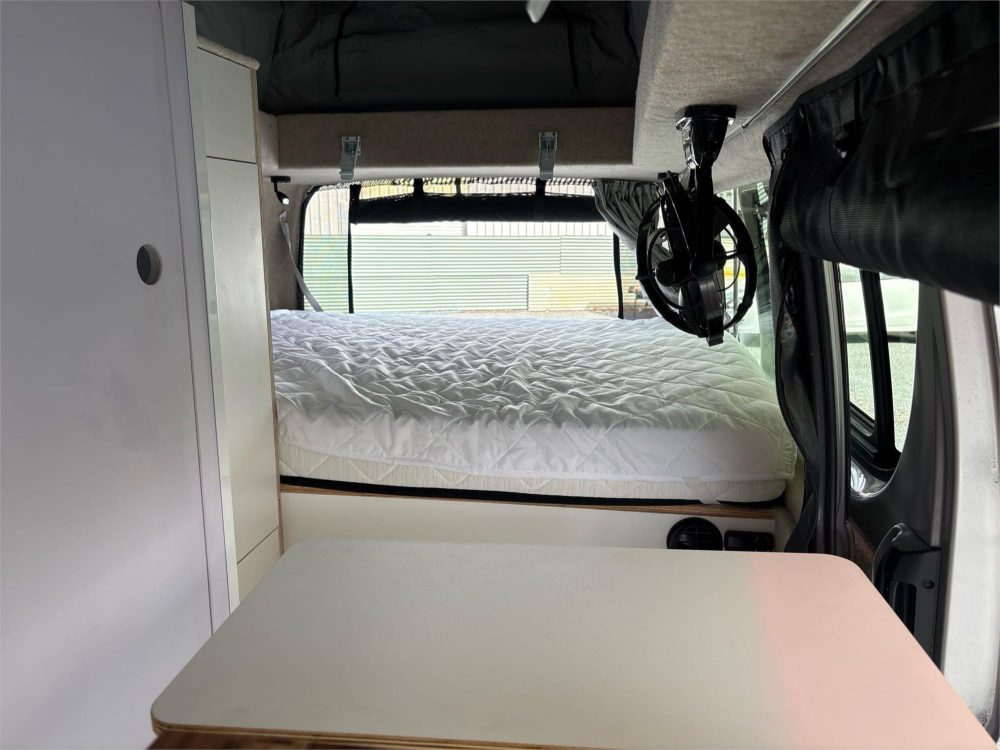 2019 TOYOTA HIACE LWB POP-TOP CAMPER - Image 12