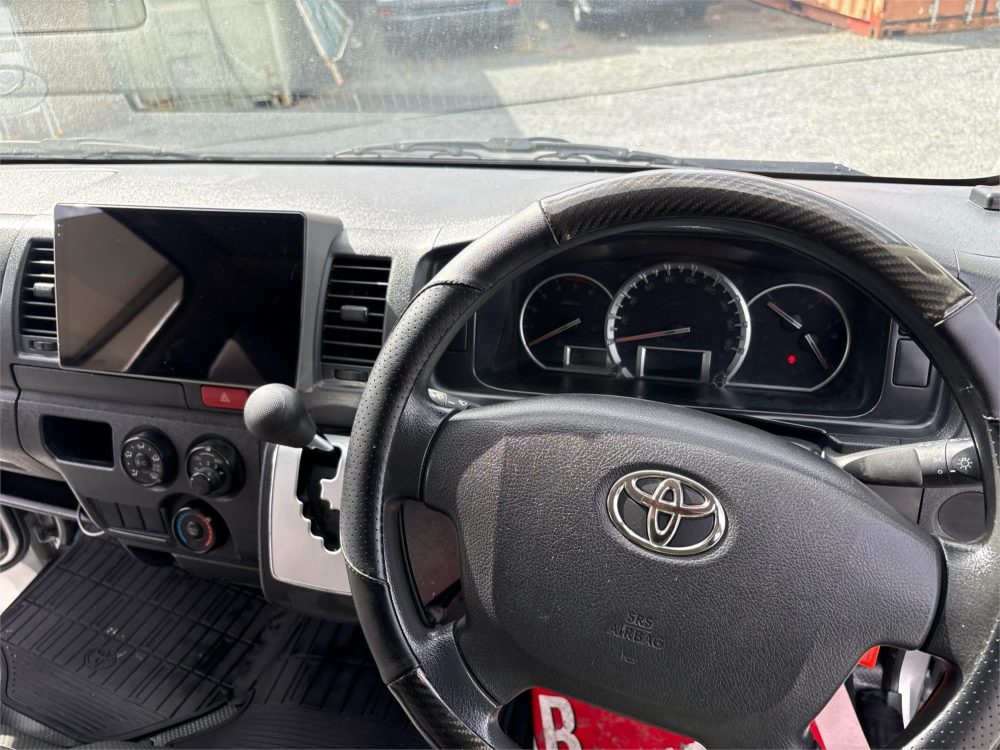 2019 TOYOTA HIACE LWB POP-TOP CAMPER - Image 14