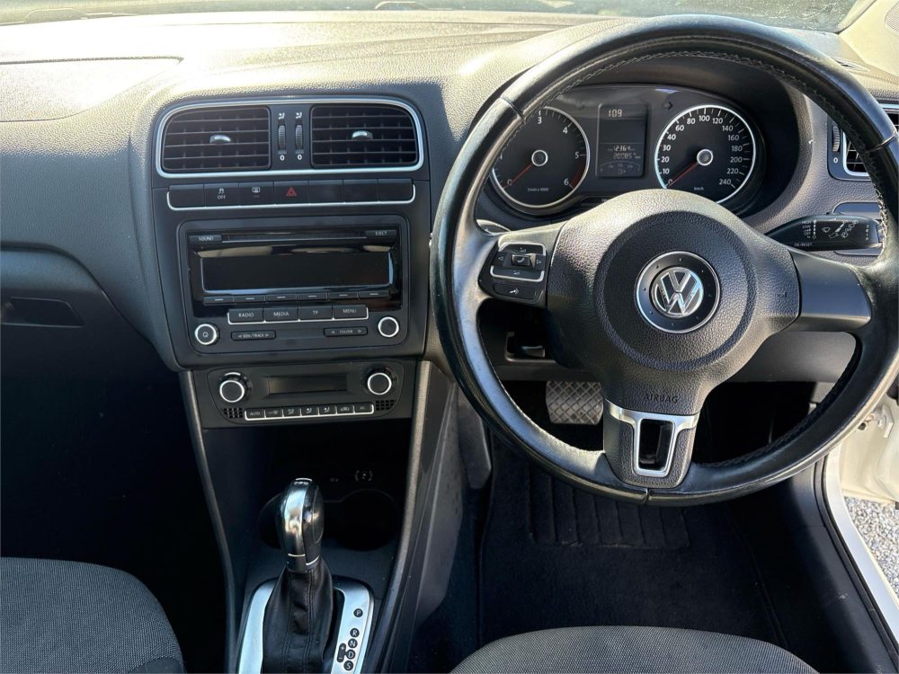 2011 VOLKSWAGEN POLO TDI COMFORTINE image 13