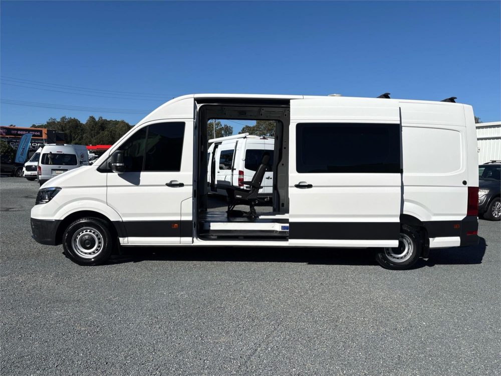 2022 VOLKSWAGEN CRAFTER TDi410 LWB 4MOTION image 5